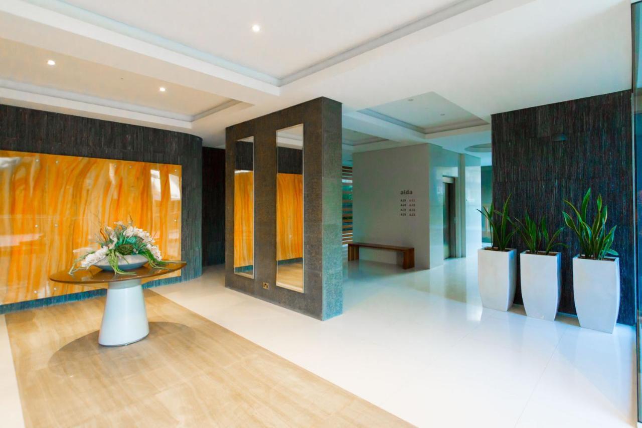 Opera Exclusive Apts By Trulycyprus Limassol Extérieur photo