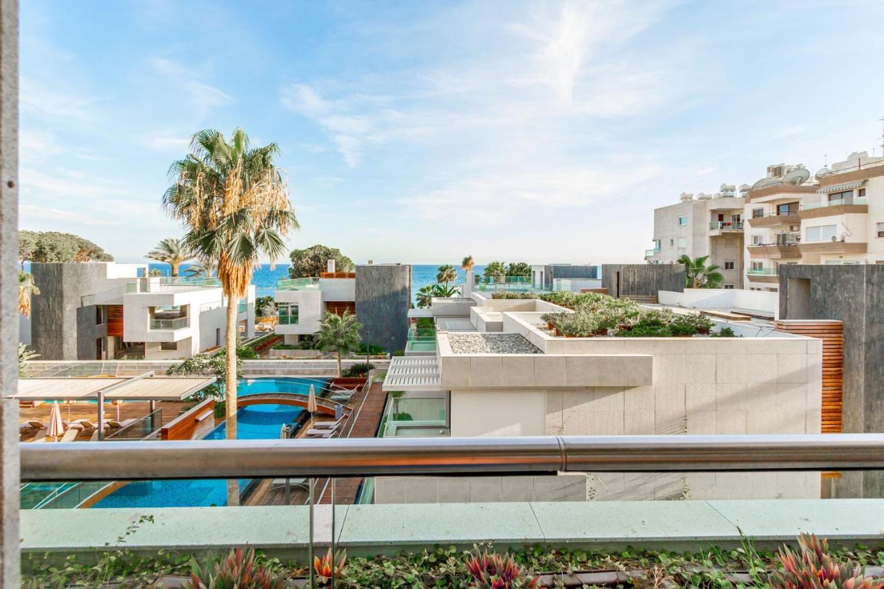 Opera Exclusive Apts By Trulycyprus Limassol Extérieur photo