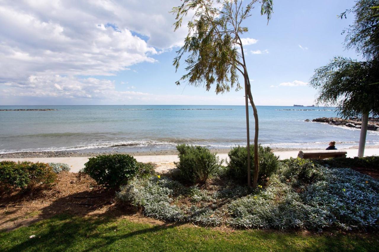 Opera Exclusive Apts By Trulycyprus Limassol Extérieur photo